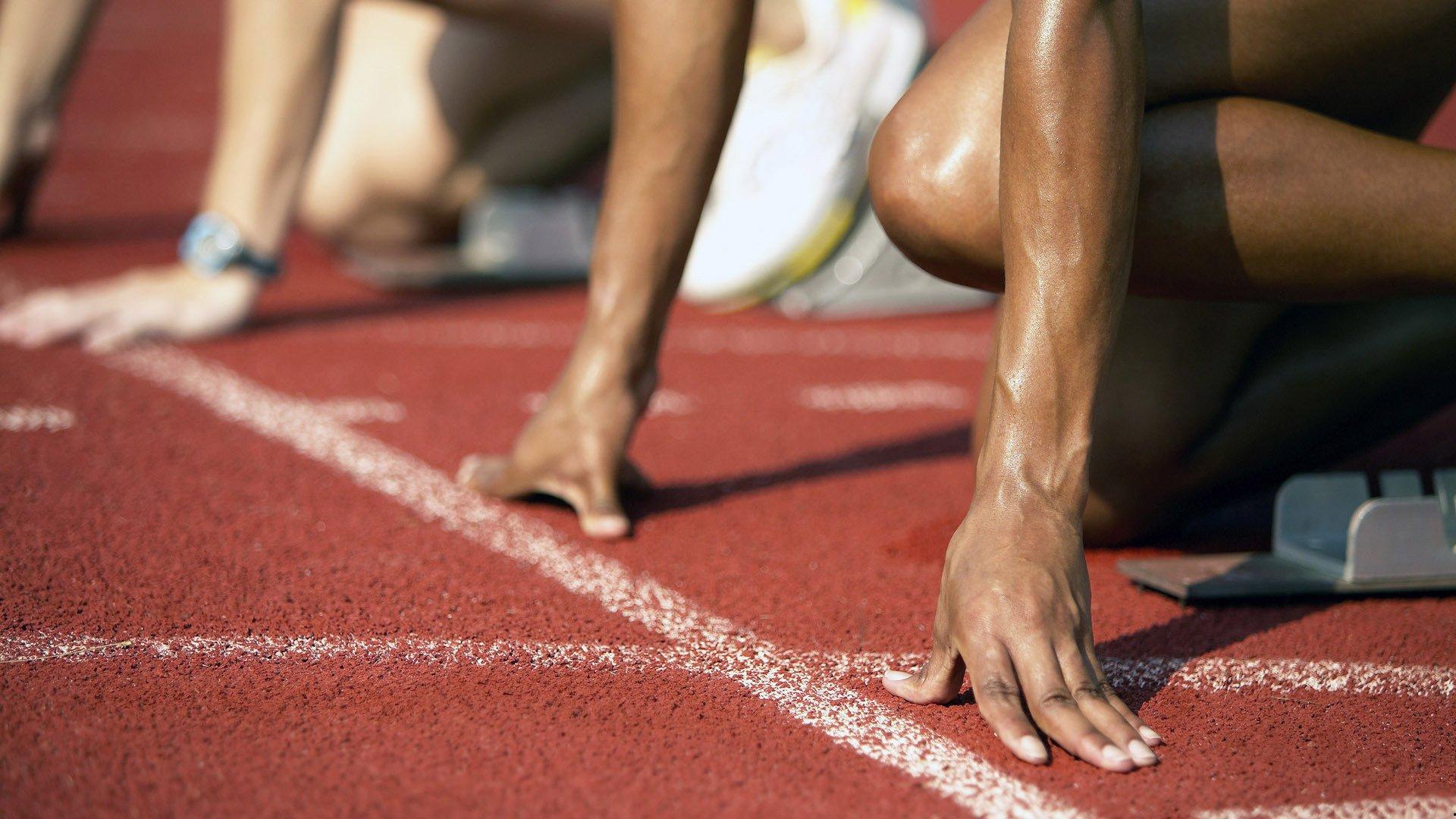 精准制导，弧线破门，盘点世界足坛那些令人窒息的任意球视觉盛宴