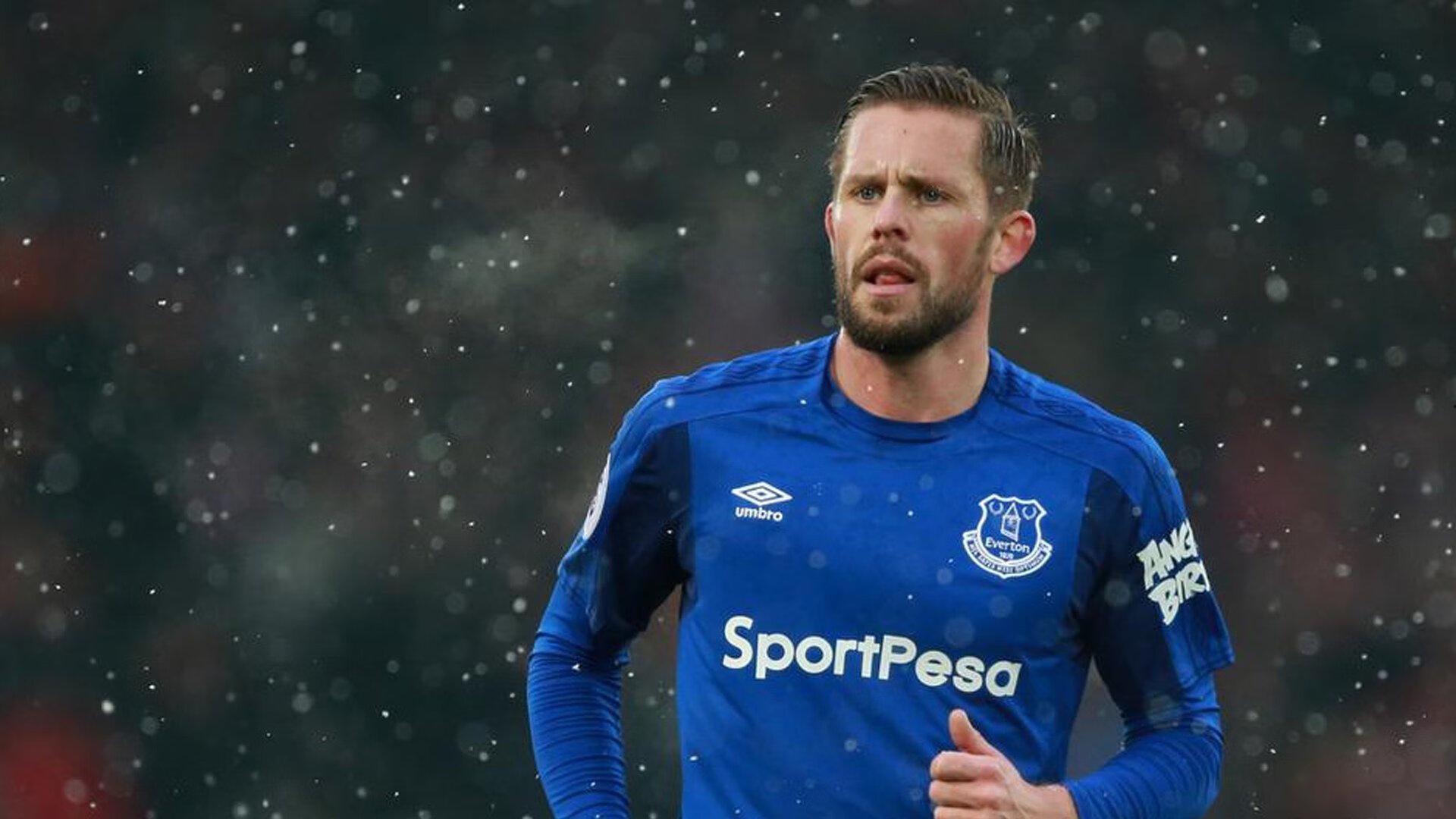 小加索尔揭幕战状态低迷，湖人防守体系警钟长鸣